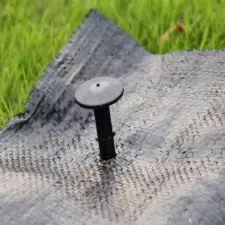 Agrowłóknina czarna 90g/m 1,6x50m + 50 Szpilek