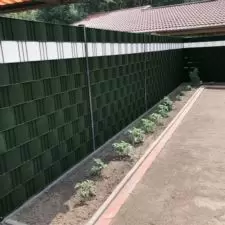 Taśma ogrodzeniowa 19cm x 35m + 20 klipsów C. Ziel