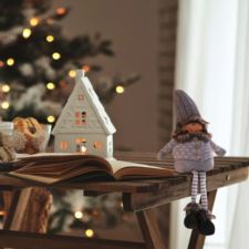 Skrzat świąteczny siedzący Figurka Elf
