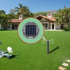 Zestaw 8 odstraszaczy solarnych na krety wbijany