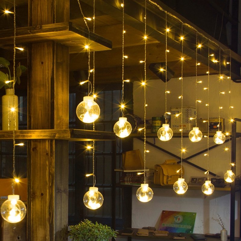 Girlanda 138LED kurtyna Bombki Biały Ciepły