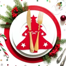 Etui na sztućce filcowe na Boże Narodzenie pokrowiec czerwona choinka 12szt.