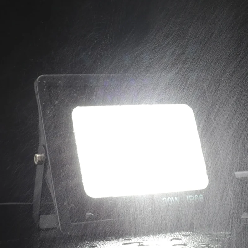 Halogen roboczy 30W LED SMD 230V IP66