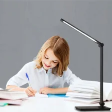 Lampka na biurko LED z ładowaniem USB Czarna