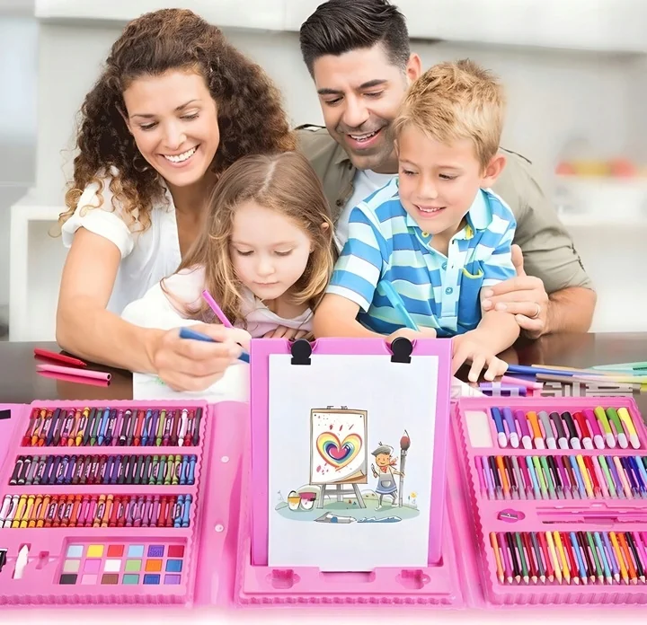 Zestaw artystyczny dla dzieci do malowania i rysowania 208 elementów Różowy + Walizka Zestaw artystyczny dla dzieci do malowania i rysowania 208 elementów Różowy + Walizka