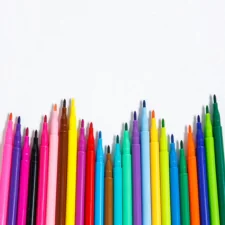 Zestaw artystyczny dla dzieci do malowania i rysowania 208 elementów Różowy + Walizka