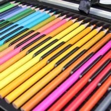 Zestaw artystyczny dla dzieci do malowania i rysowania 145 elementów Różowy + Walizka