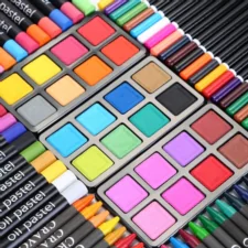 Zestaw artystyczny dla dzieci do malowania i rysowania 186 elementów + Drewniana Walizka