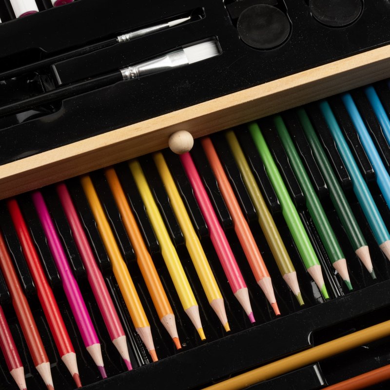 Zestaw artystyczny do malowania dla dzieci 196szt.