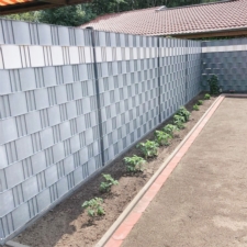 Taśma ogrodzeniowa do paneli ogrodzeniowych 19cm x 35m 450g/m2 Szary + 20 Klipsów