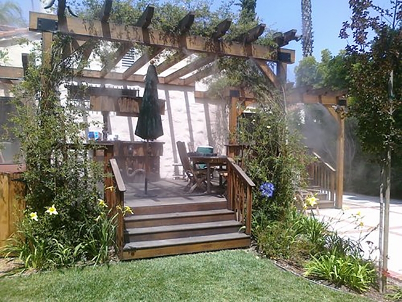 Kurtyna wodna ogrodowa zraszacz 10m + 10 dysz