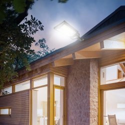 Latarnia zewnętrzna solarna uliczna ULTRA x3