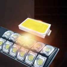 Lampa LED latarnia solarna uliczna 1200W + Czujnik zmierzchu i ruchu + Pilot