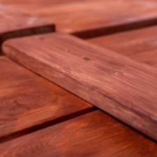 Piaskownica drewniana impregnowana z zamykanymi siedziskami 120x120cm + Podłoże +Przykrycie