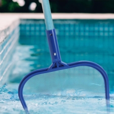Siatka do wyławiania nieczystości z basenu + Kijek