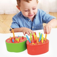 Złap robaka gra zręcznościowa dla dzieci