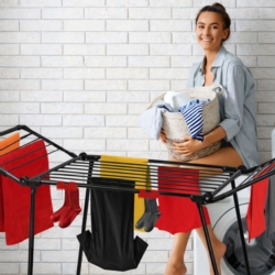 Suszarka na pranie składana + Zawieszki do skarpet Czarna