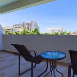 Siatka cieniująca na ogrodzenie masująca 90% 1,5x50m Szary + Opaski