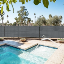 Siatka cieniująca na ogrodzenie masująca 62% 1,2x10m Szary + Opaski