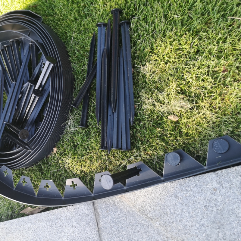 Szpilki do agrowłókniny, kotwy do obrzeży trawnikowych, kołki 50 sztuk