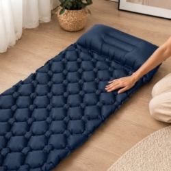 Materac turystyczny jednoosobowy dmuchany z wbudowaną pompką 60x190cm Granatowy