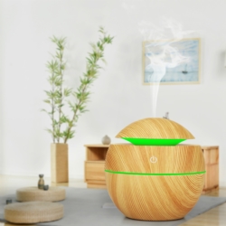 Nawilżacz powietrza automatyczny z aromaterapią Jasny Brąz 130ml
