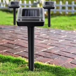 Odstraszacz na krety, gryzonie solarny kwadratowy zestaw 4 sztuk
