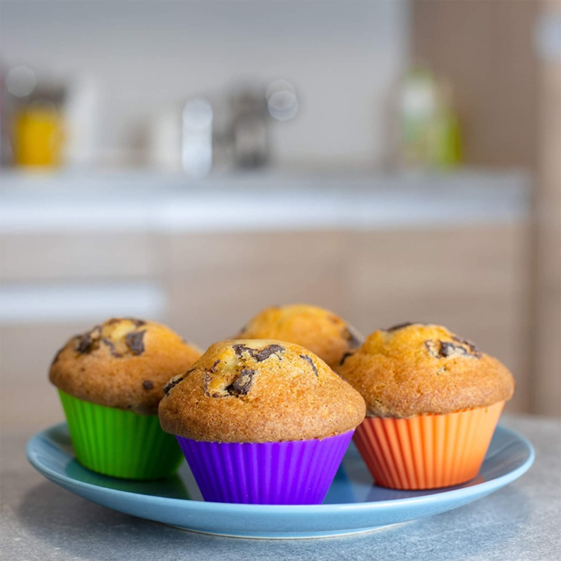 Forma stalowa do muffinek babeczek + Foremki silikonowe 12 sztuk