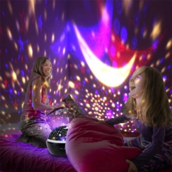 Projektor gwiazd lampka nocna dla dzieci Czarny