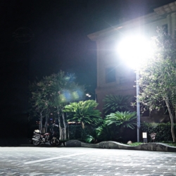 Lampa LED latarnia solarna uliczna 600W + Czujnik zmierzchu i ruchu + Pilot