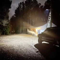 Lampa LED zewnętrzna solarna z czujnikiem zmierzchu + Pilot