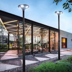 Lampa solarna, latarnia ogrodowa LED z czujnikiem ruchu 300W + Pilot