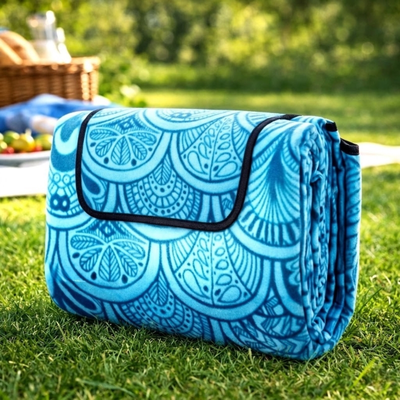 Koc piknikowy z izolowanym spodem Niebieski z motywem Boho 200x200cm
