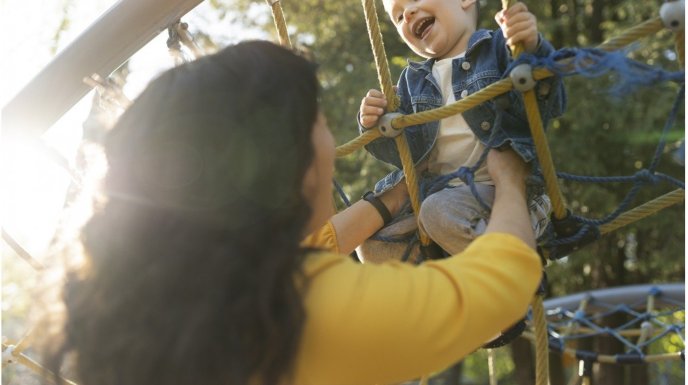  Jak zamontować trampolinę, by była bezpieczna dla dzieci?