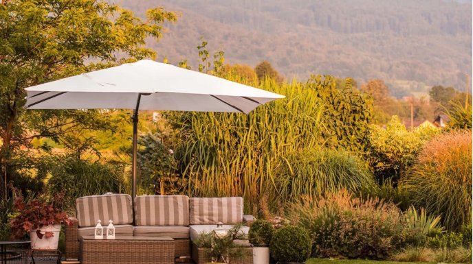  Jaki parasol ogrodowy zapewni najwięcej cienia latem?