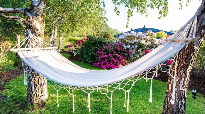  Jak bezpiecznie zawiesić hamak bez wiercenia?