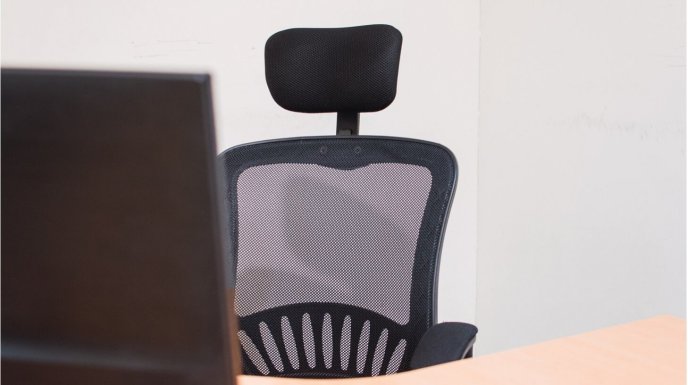  Jak dbać o fotele biurowe, by zachowały świeży wygląd?