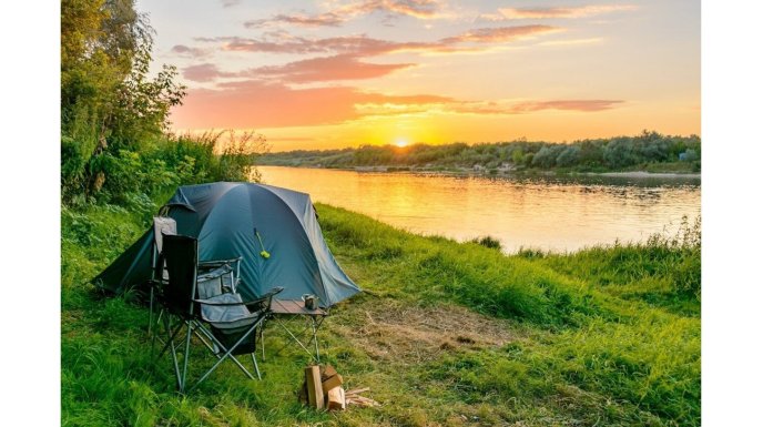  Namioty - na co zwrócić uwagę przed zakupem?