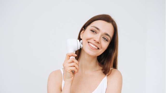  Masażery do twarzy, jak używać i co daje?