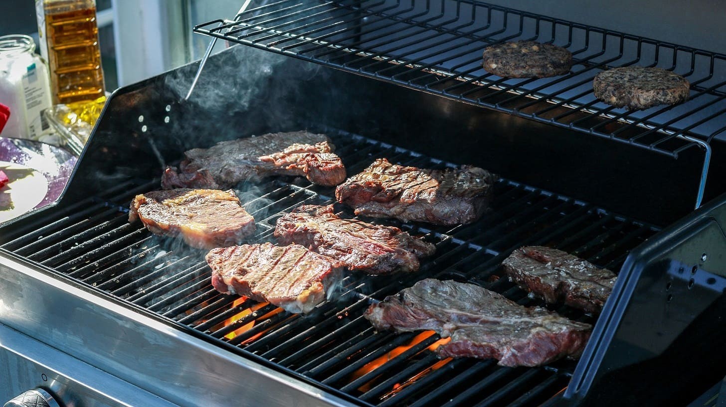 Gazowy, węglowy czy elektryczny – który grill najlepiej pasuje do Twojego stylu życia? Gazowy, węglowy czy elektryczny – który grill najlepiej pasuje do Twojego stylu życia?